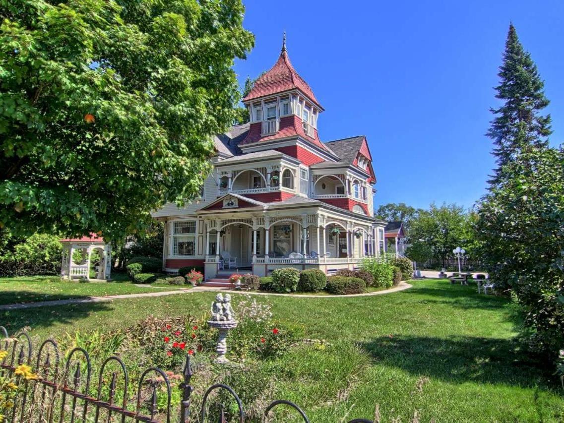 Bellaire Grand Victorian B&B Inn المظهر الخارجي الصورة