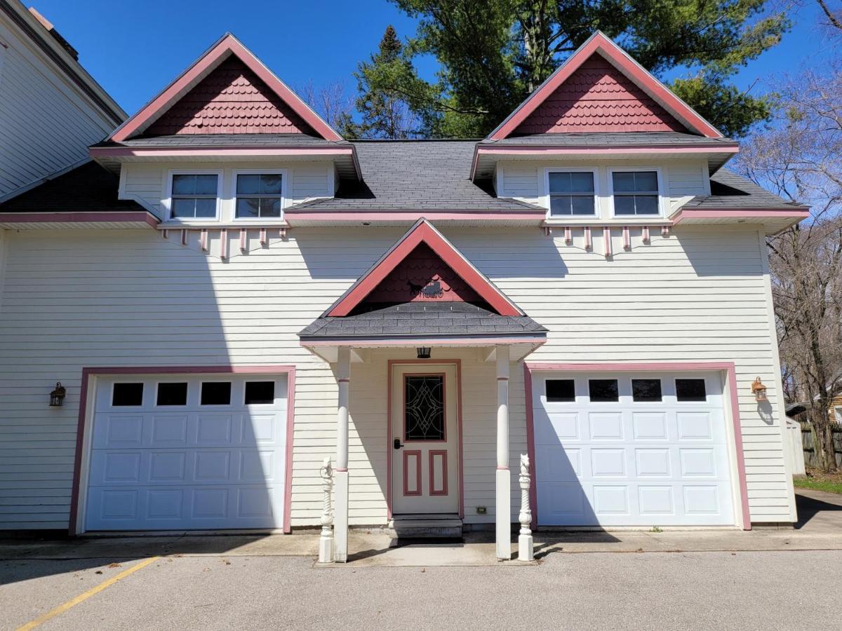 Bellaire Grand Victorian B&B Inn المظهر الخارجي الصورة