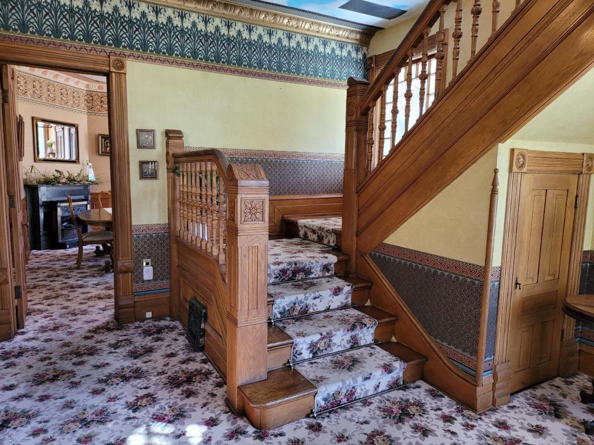 Bellaire Grand Victorian B&B Inn المظهر الخارجي الصورة