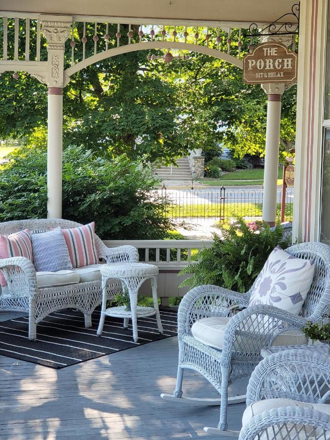 Bellaire Grand Victorian B&B Inn المظهر الخارجي الصورة